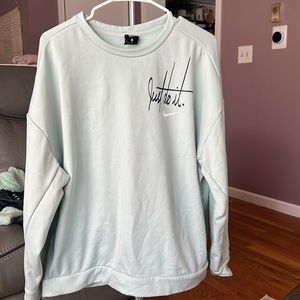 Nike sweatshirt